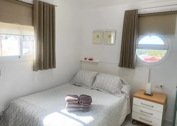 Apartamentos Condal - Duplex O Planta Baja Con Jacuzzi & Bbq * نيرخا