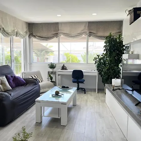 Condal - Jacuzzi & Bbq شقة *