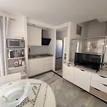 Apartamentos Condal - Duplex O Planta Baja Con Jacuzzi & Bbq